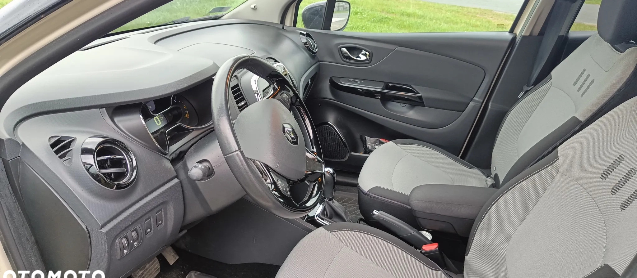 Renault Captur cena 44000 przebieg: 72144, rok produkcji 2015 z Wodzisław Śląski małe 46